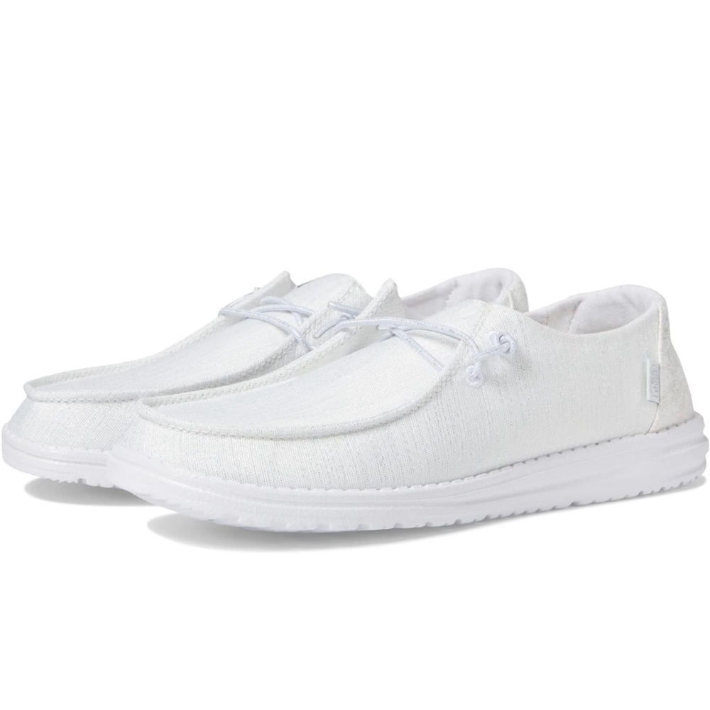Woman’s Hey Dudes Size 7